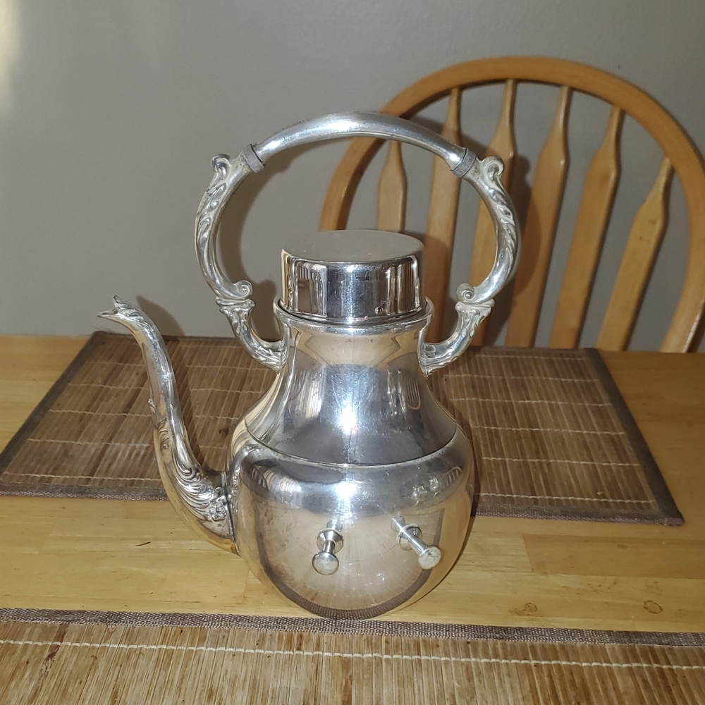 Vintage/Antique FB Rogers Silver Plated Coffee/Tea Pot